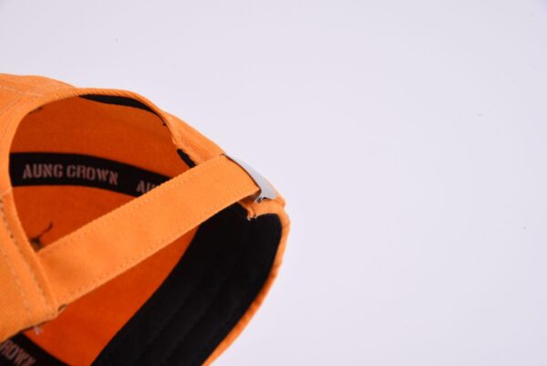 The-strap-of-orange-women's-baseball-hat-SFA-210409-2