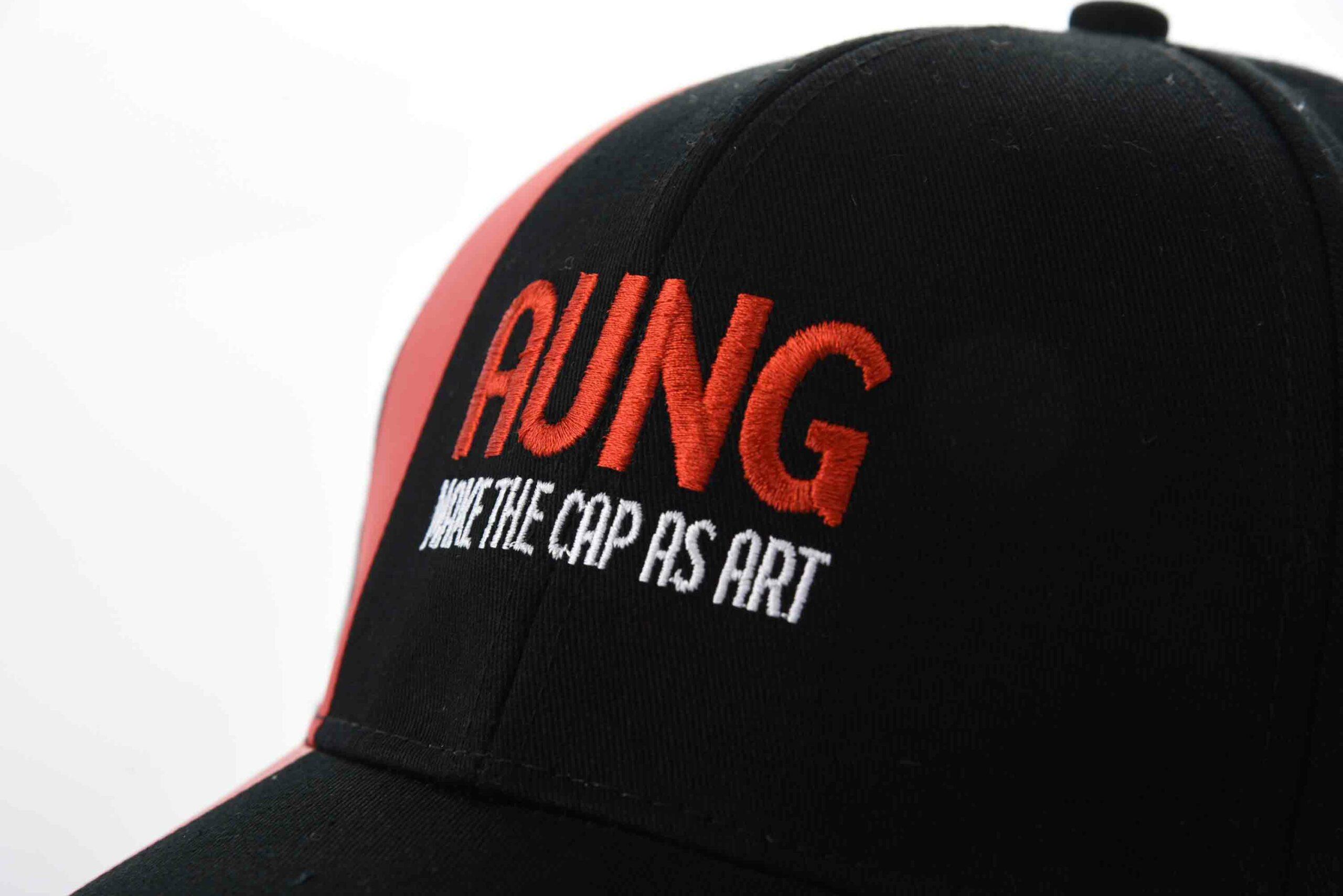 the flat embroidery letters on the black and white baseball cap SFG-210311-1