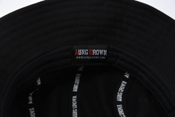 Aung Crown black sun bucket hat with an inner label and tapings KN2103123