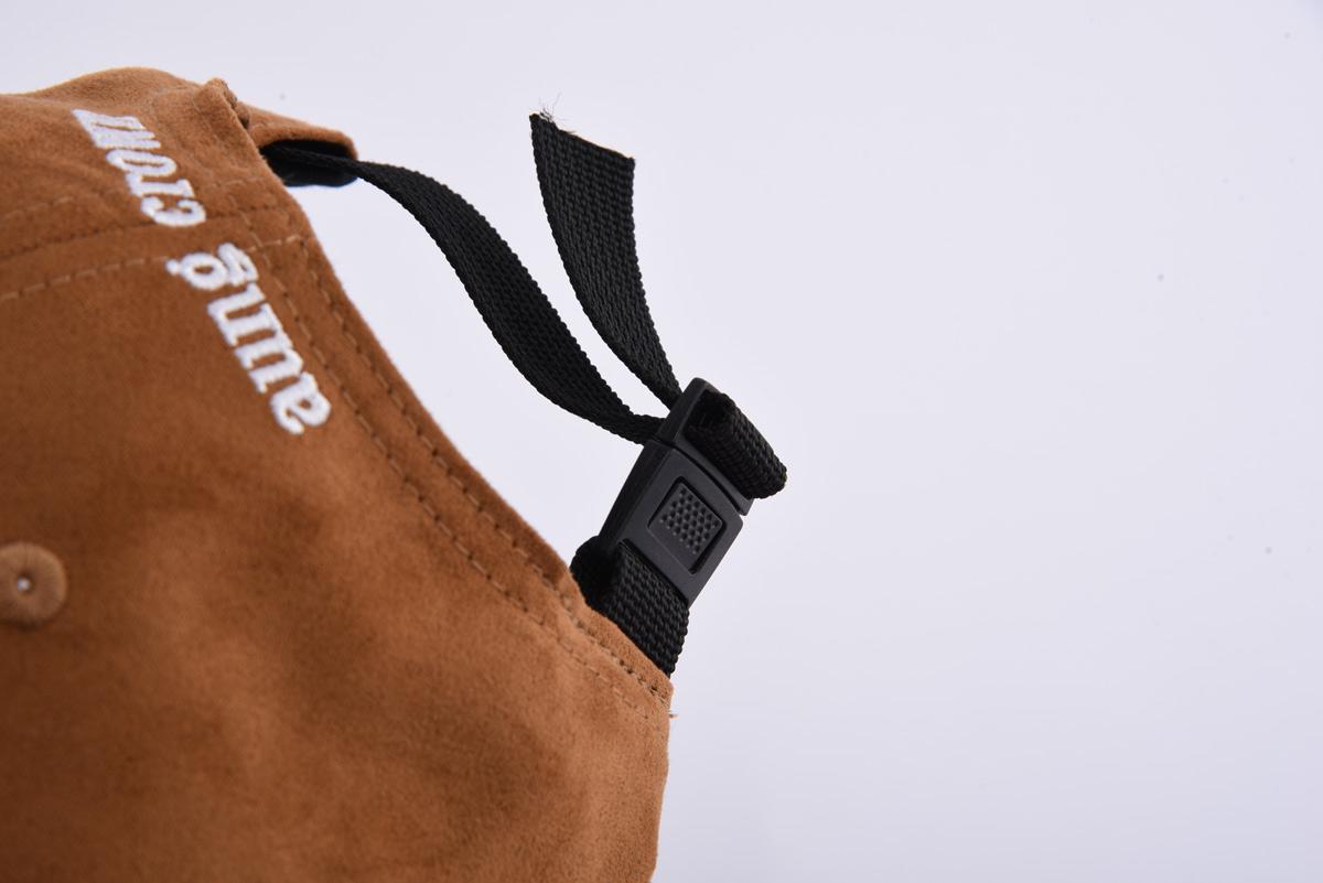 adjustable plastic buckle on the brown suede baseball cap KN2102021 adjustable plastic buckle on the brown suede baseball cap KN2102021