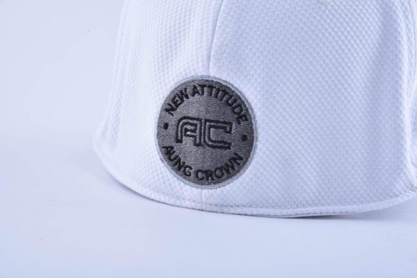 off white baseball cap the fitted back with a flat embroidery logo KN2012122