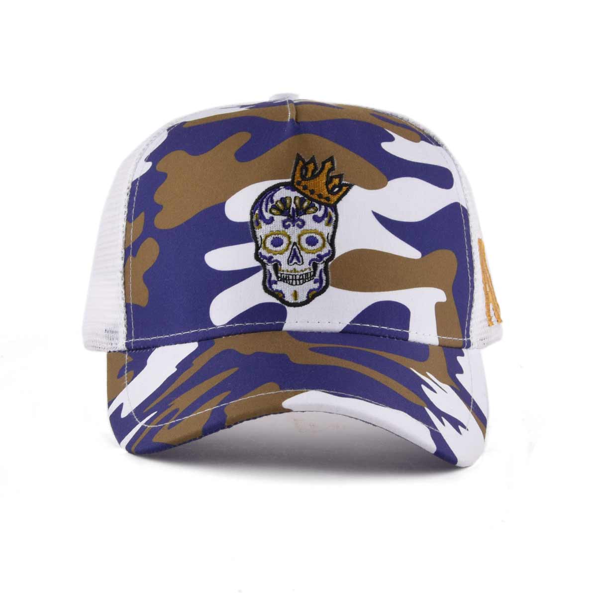 Aung Crown camouflage trucker hat with a funny skull head and crown KN2101031 Aung Crown camouflage trucker hat with a funny skull head and crown KN2101031