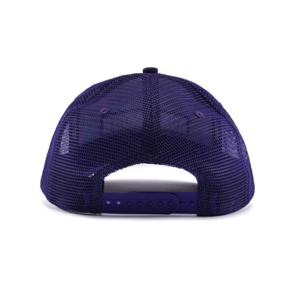 Aung Crown casual printing trucker hat with a purple plastic snap and a purple mesh crown KN2103191