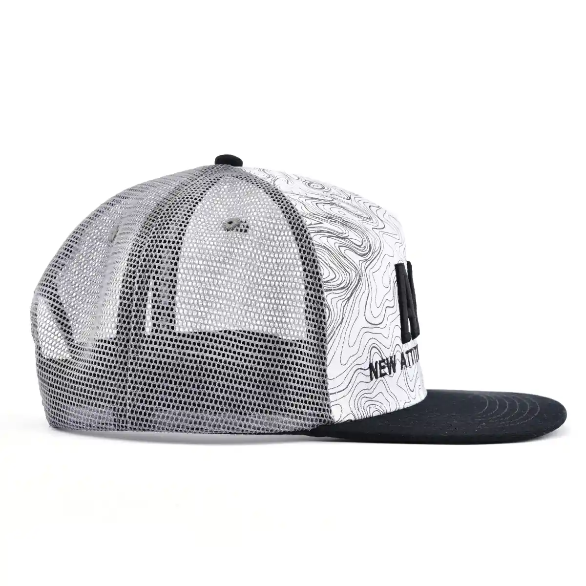 Aung Crown casual white and black trucker hat with a black wide and flat brim KN2103033 Aung Crown casual white and black trucker hat with a black wide and flat brim KN2103033
