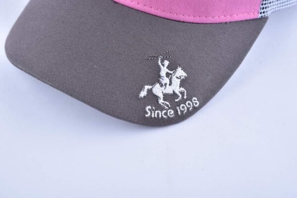 Aung Crown custome embroidery trucker hat with a curved brim with a flat embroidery logo on KN2012103