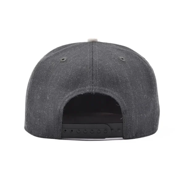 Aung Crown grey and white snapback hat with a black plastic snap closure ACNA2011127