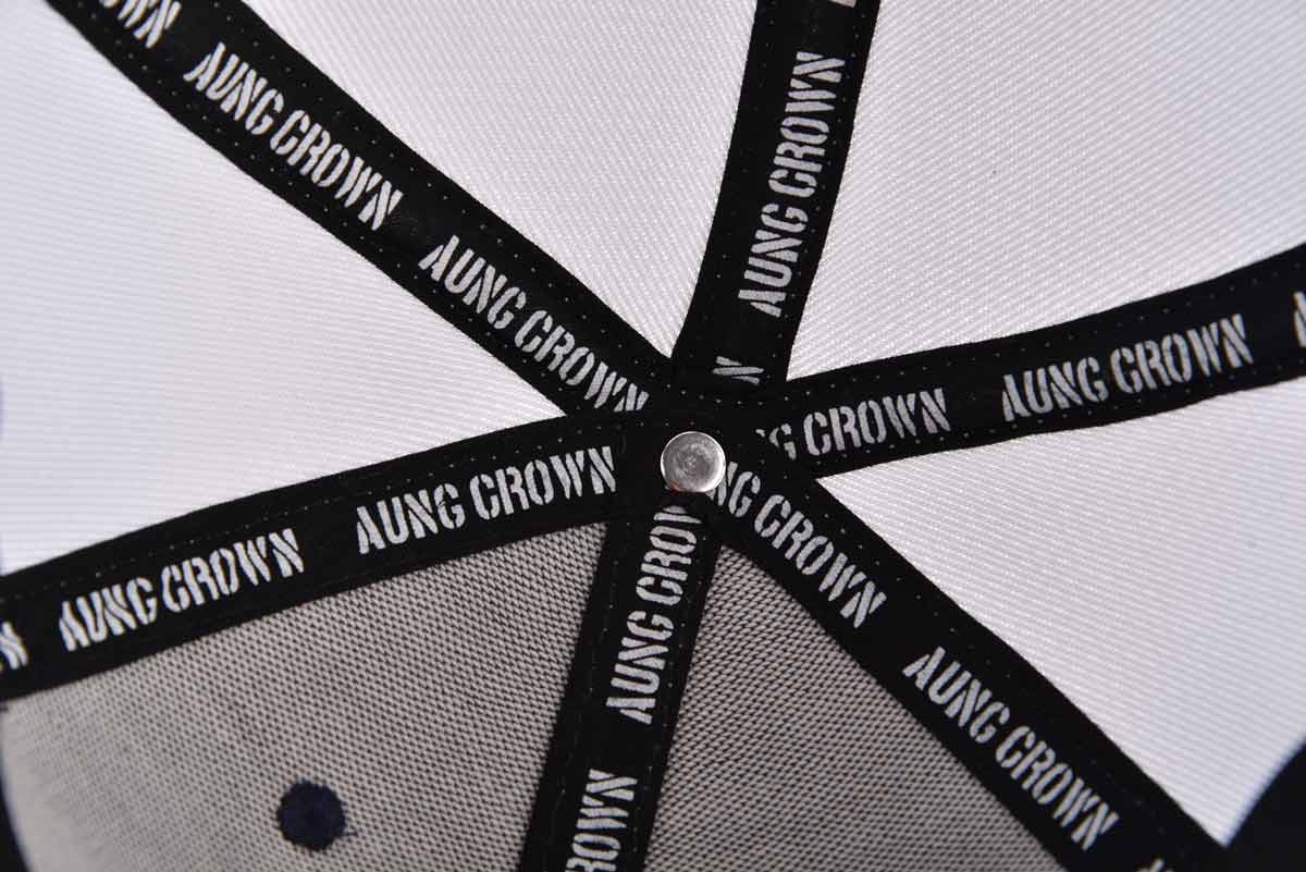 Aung Crown men's white and blue trucker hat at the inner crown view KN2012121 Aung Crown men's white and blue trucker hat at the inner crown view KN2012121