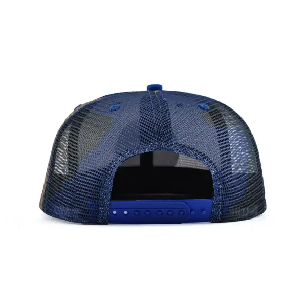 Aung Crown sports men trucker hat with a blue plastic snap closure KN2102042