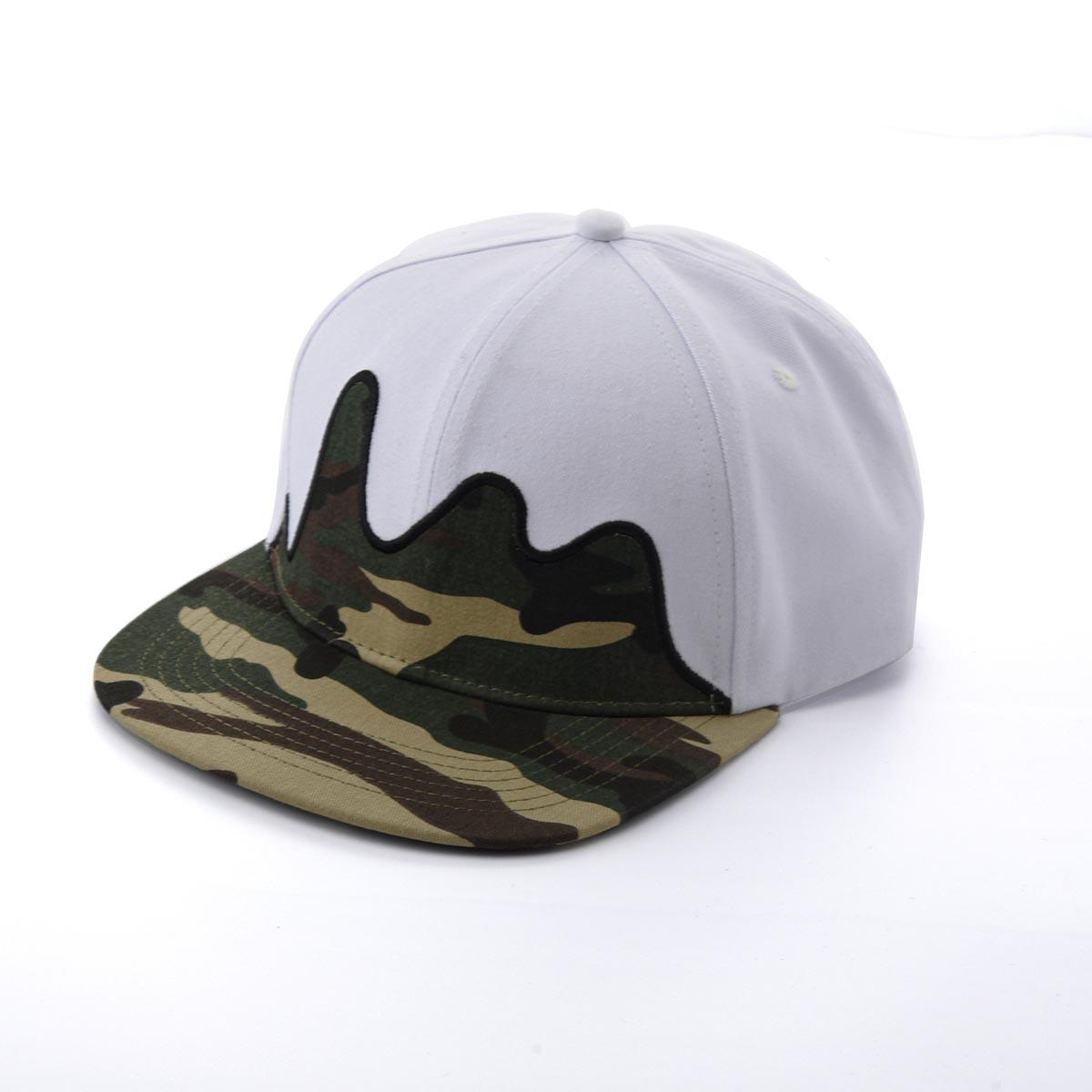 Aung Crown white camouflage snapback cap with a camo flat brim SFG-210316-4
