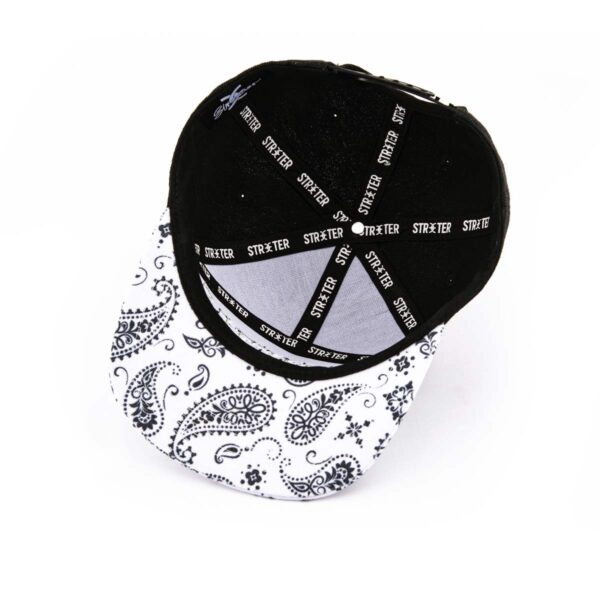 Streeter casual fashion black and white snapback hats at the inner view KN2102012