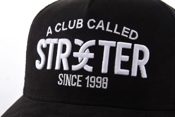 Streeter fashion trucker hat with 3D and flat embroider letters on the front KN2103081