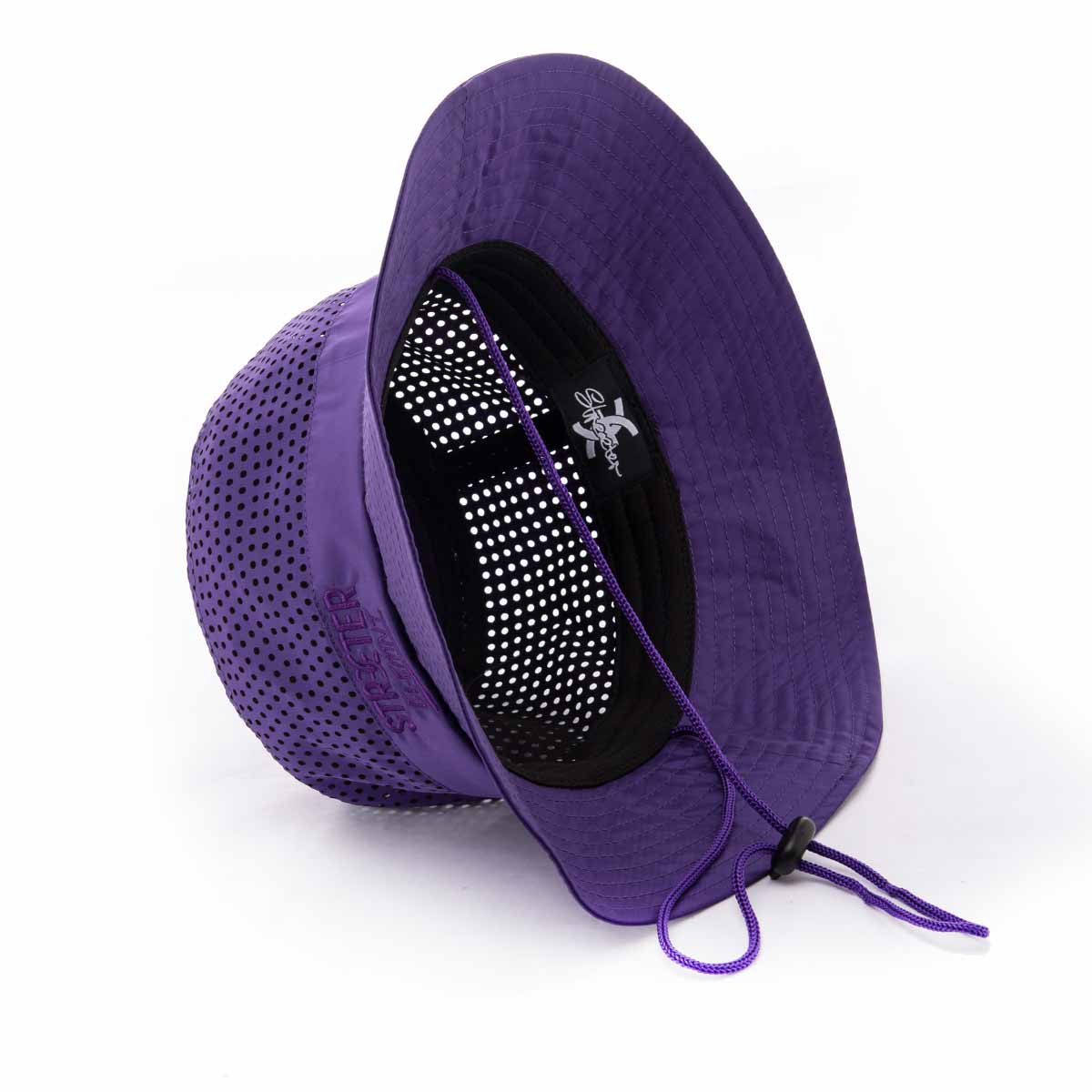 Streeter purple bucket hat with an inner label, a sweatband, and chin straps KN2103122 Streeter purple bucket hat with an inner label, a sweatband, and chin straps KN2103122
