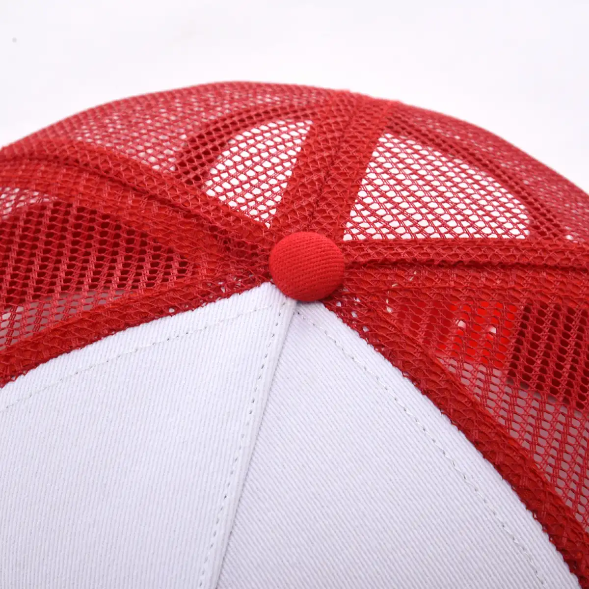 Aung Crown 5-panel screen printi trucker hat with a patchwork crown SFA-210329-2 Aung Crown 5-panel screen printi trucker hat with a patchwork crown SFA-210329-2