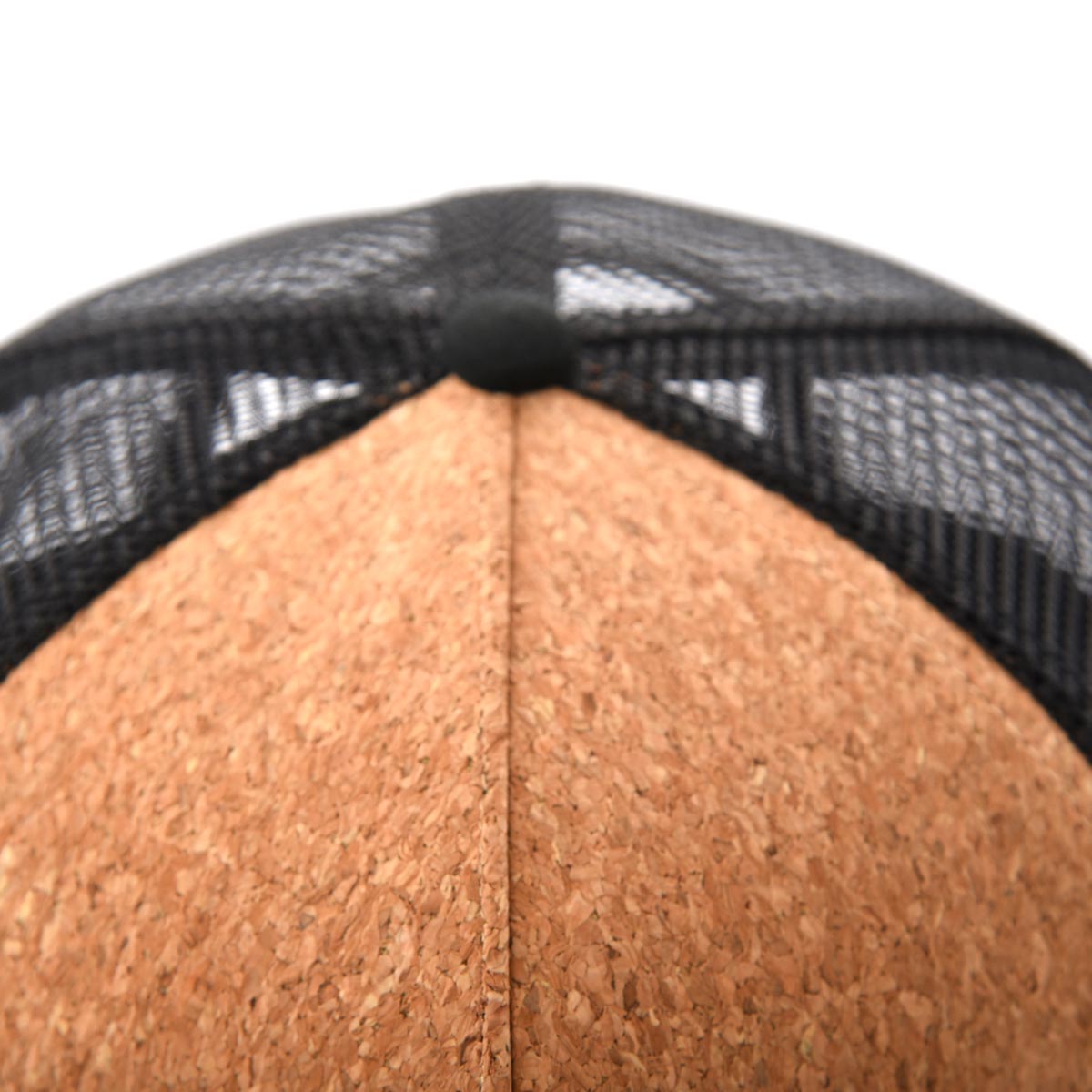 Aung Crown men's trucker hat screen printing with a patchwork mesh crown SFG-210429-4 Aung Crown men's trucker hat screen printing with a patchwork mesh crown SFG-210429-4